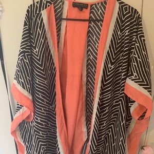 Abstract print kimono